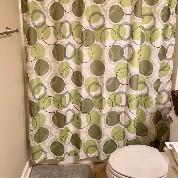 Green Circle Pattern Shower Curtain - Picture 8 of 8